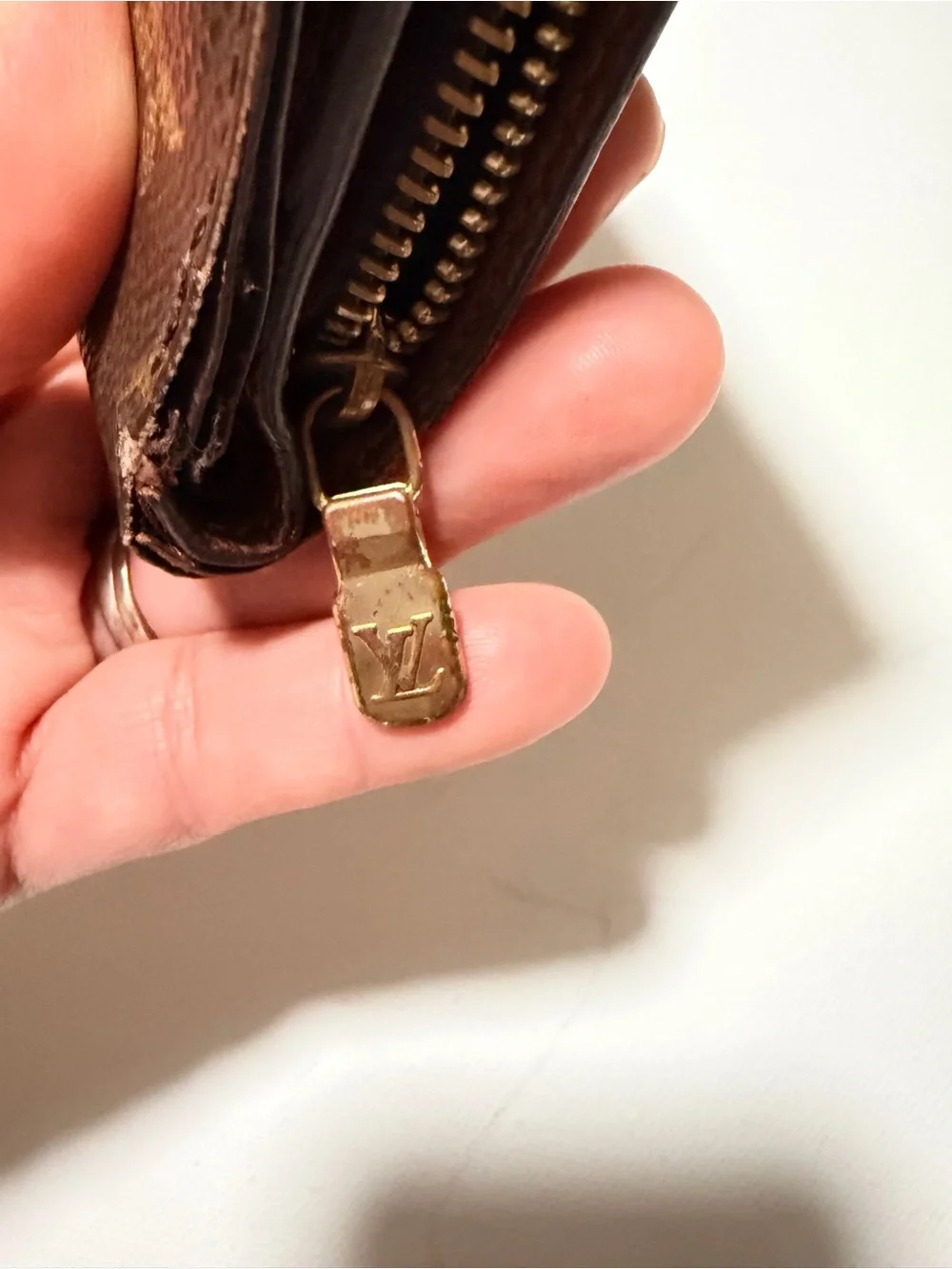 Louis Vuitton used callouts